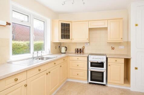 Kitchen1.jpg