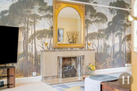 Hadleigh Estate Agents-22.jpg