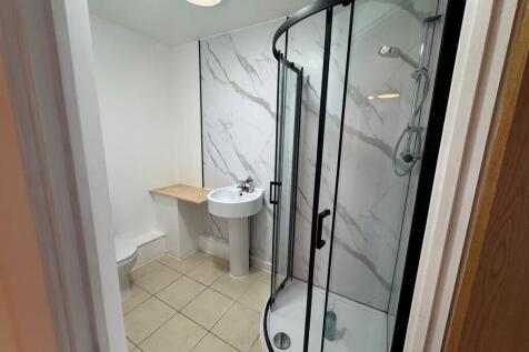 2 Sanford Mews - ...
