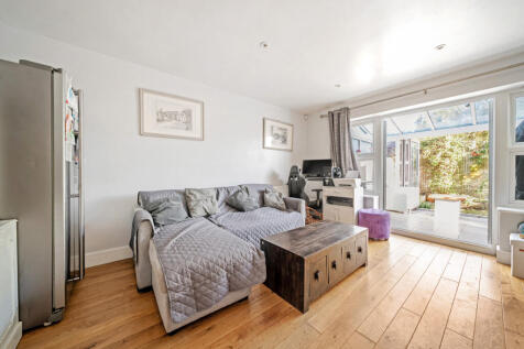 1369530-11-68f9e9...