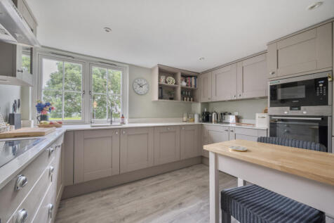 1299518-25-683587...