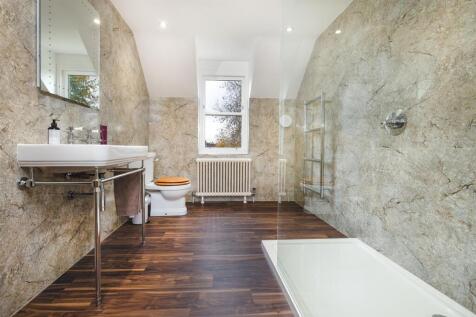 Upper Church St, Ashby