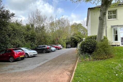 Mowbray Court & Grounds