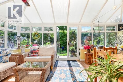 Old Bridge Lane, Epsom - KT17 4AD