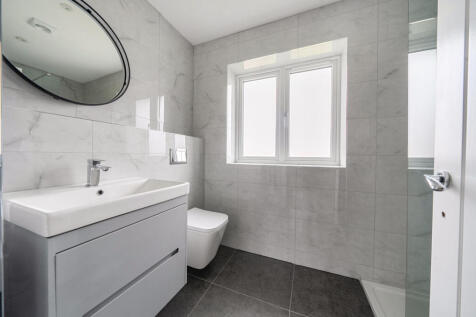 1376417-16-690c7c...