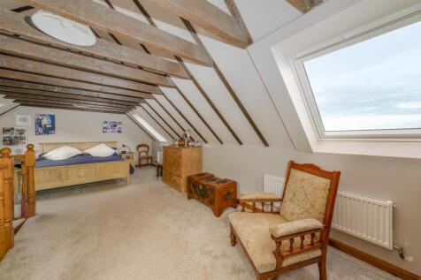 The Blue House Cowdrait-19.jpg