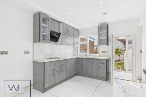 CAM03785G0-PR0308-ST