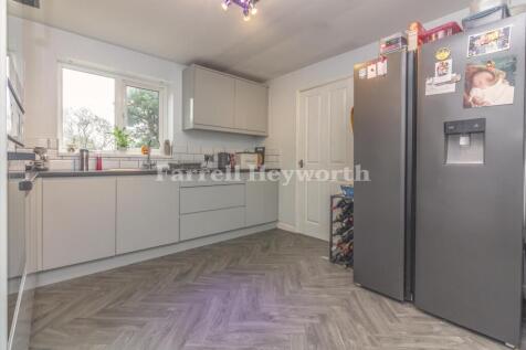 Kitchen b