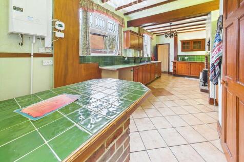 kitchen/Breakfast...