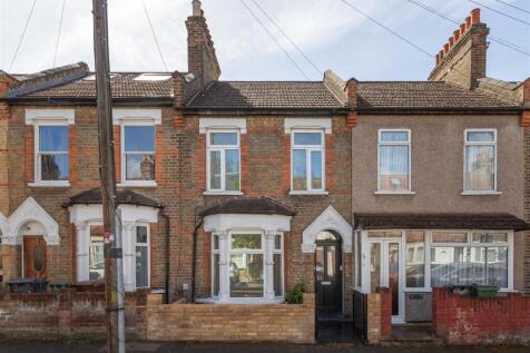 Clarence Road, E17