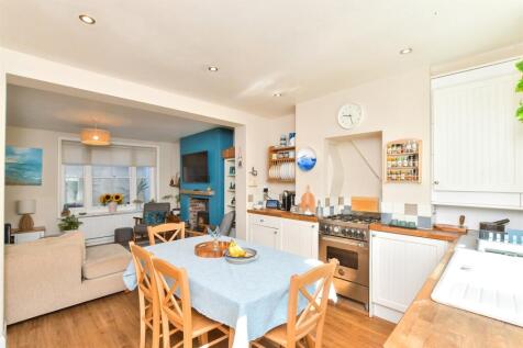 Kitchen/ Lounge/ Diner