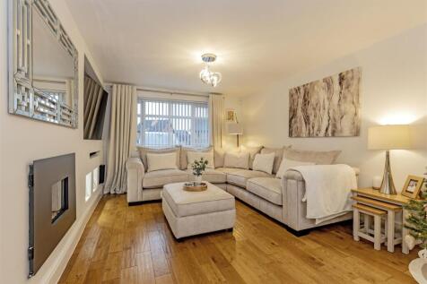 Reception Room-1.jpg