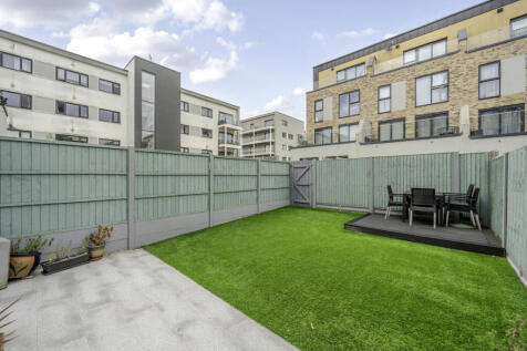 1326888-4-6880e39...