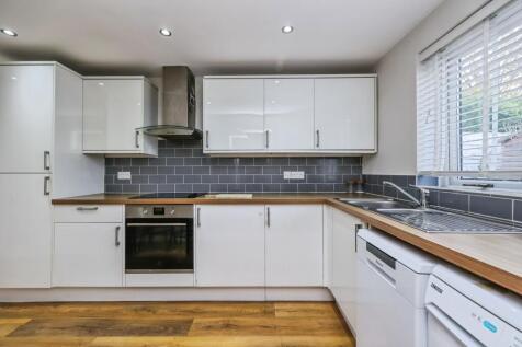 Fitted Kitchen