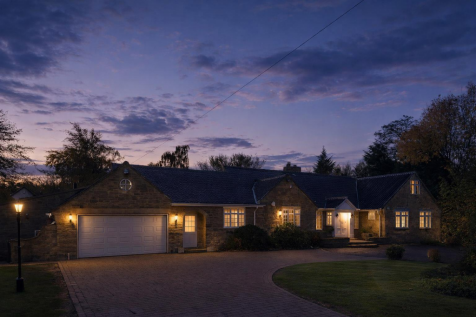 Three Gables - Twilight.png