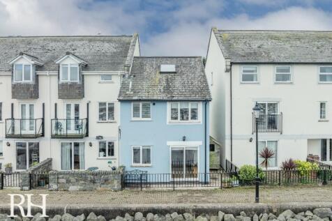 3 Bedroom Semi-Detached in LL32 8GT