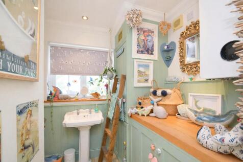 ShowerRoom.jpg