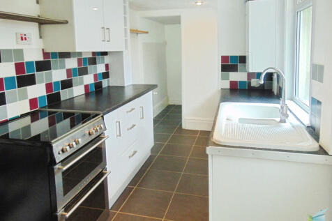 f0b63121-kitchen