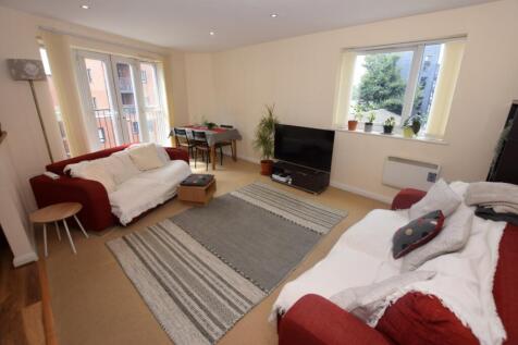 AVAILABLE 19TH AUGUST | FULLY FURNISHED | SECURE PARKING | BILLS PACKAGE AVAILABLE FOR STUDENTS AT ADDITIONAL COST Caminada House is located on the edge of the City Centre positioned close to both Dea