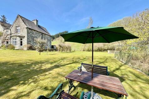 PHOTO-2025-04-13-19-54-20 (9).jpg