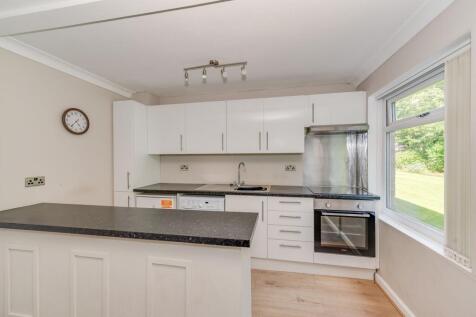 KITCHEN/DINER/LOUNGE