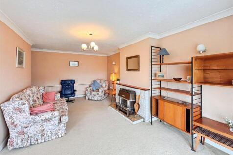 Living Room.JPG