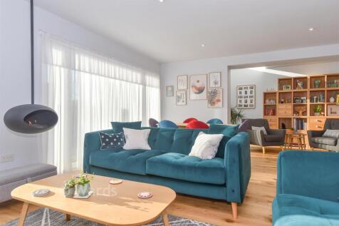 Lounge/Diner/Kitchen