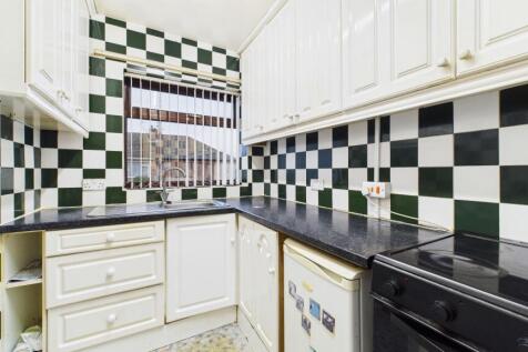 CAM03669G0-PR0041-STILL001