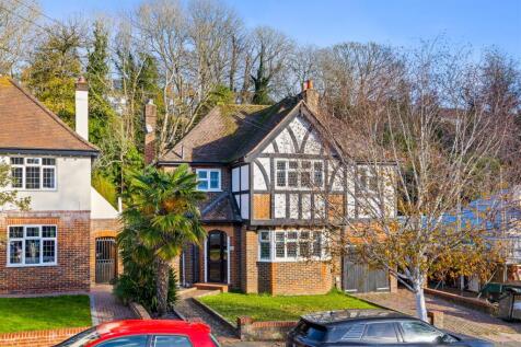 76 Valley Drive Full Res-3.jpg