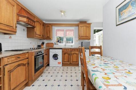 Kitchen - Dining Room 1.jpg