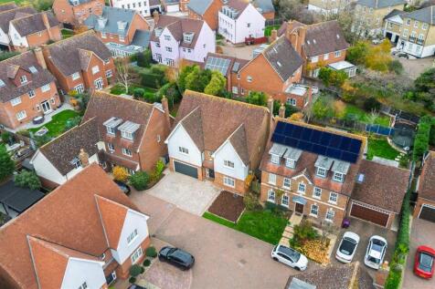 Brook Farm Close Drone-2.jpg