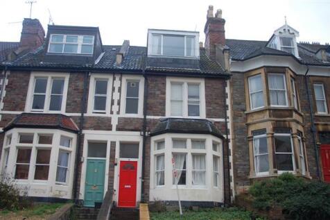 ** Gas heating included ** RENT: Quoted per calendar month (PCM) and is inclusive of a gas package but exclusive of all other utility bills and council tax DESCRIPTION This period house is being let f