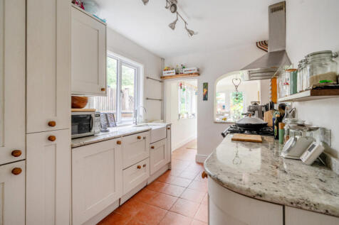 1349346-26-68b830...