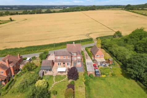136 Hurley Common, Hurley