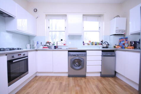 We are pleased to offer this spacious 3 double bedroom first floor flat situated in a great location and within minutes from Tufnell Park tube station. The property is offered either furnished or unfu