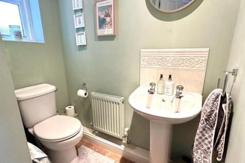downstairs wc