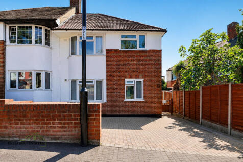 Catford SE6 Moremead Road Front of property - comp