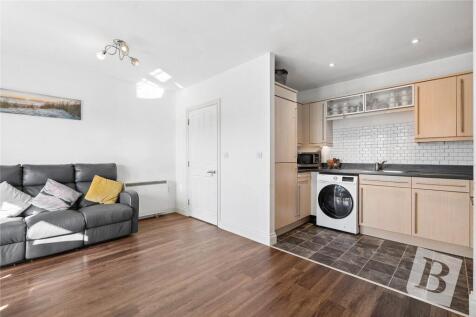 Lounge/Kitchen