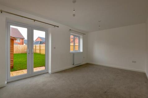 Living Room 2.jpg