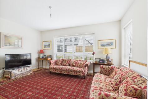 CAM03481G0-PR0111-STILL005