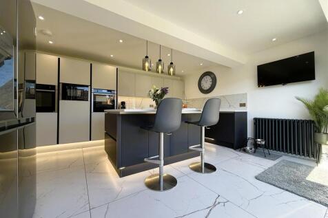 Kitchen I.jpeg