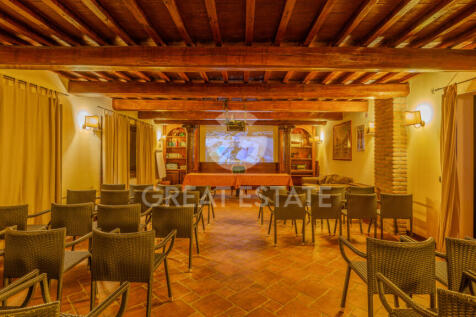 Interno