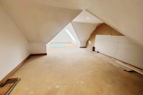 Loft Room 2
