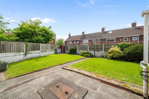 11 HURST PARK CLOSE-9.jpg