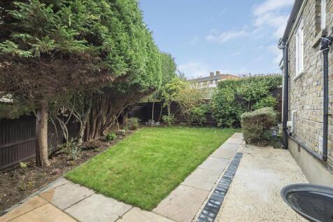 James_Anderson_-_Penrhyn_Crescent-2.JPG