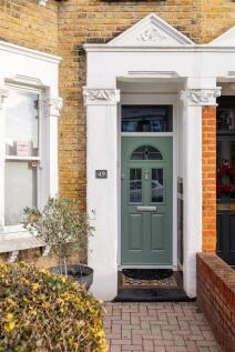 Gordon Road, E11