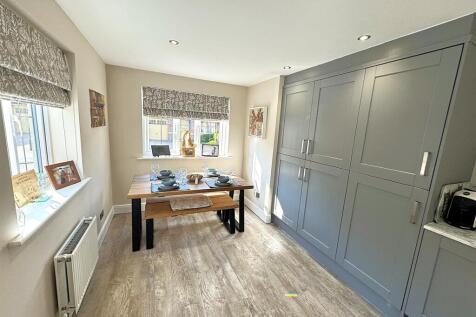 thumbnail_image0 (1).jpg