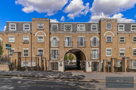 Angel Court Flat 5 MV-13.jpg
