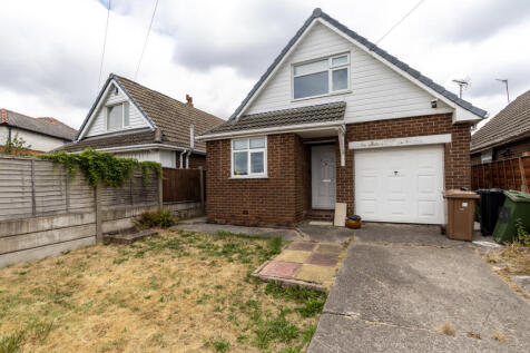2 Bedroom Detached for Sale