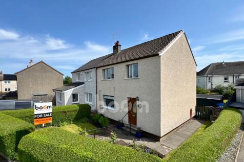 Erskinefuald Road, Linwood three bedroom semi deta